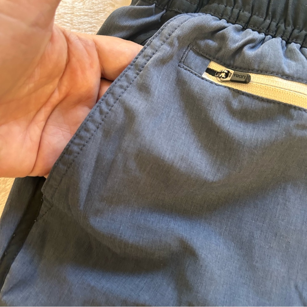 Vuori Mens Banks Short Azure Linen Texture Small - Picture 3 of 12